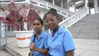 Sheranie en Kimberley vertellen over discriminatie in Suriname. 